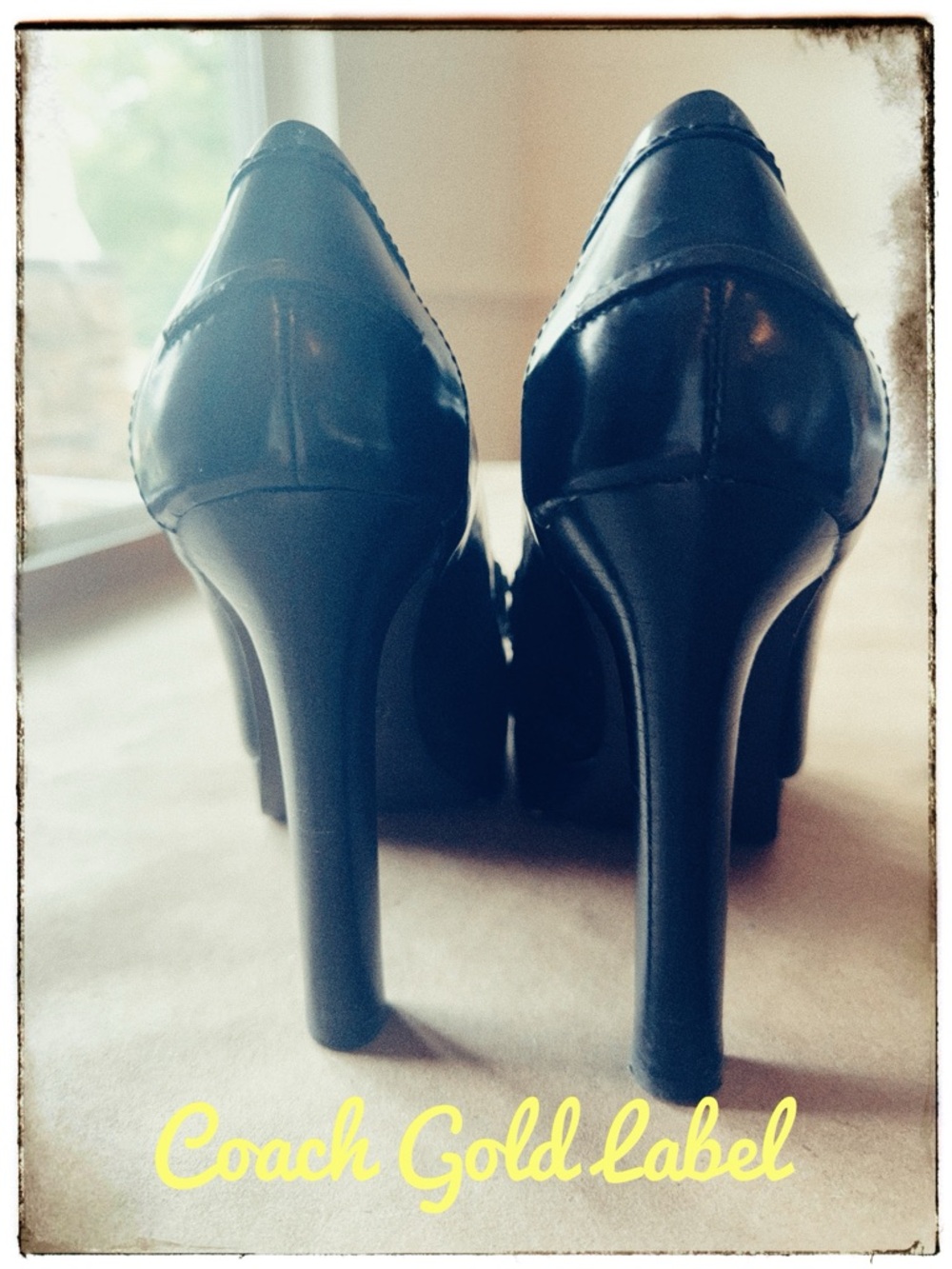 Coach Alisia Black Leather Tassel Loafer Heels Size 7.5B Preppy Classic - Picture 3 of 4